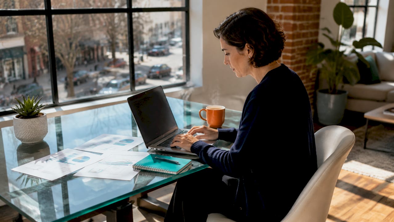 Small business owner working on SEO backlinks